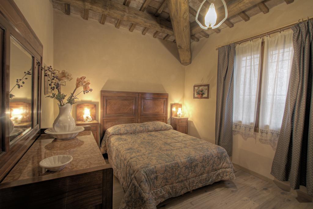 La Fornasaccia Bed and Breakfast Τσεζένα Δωμάτιο φωτογραφία